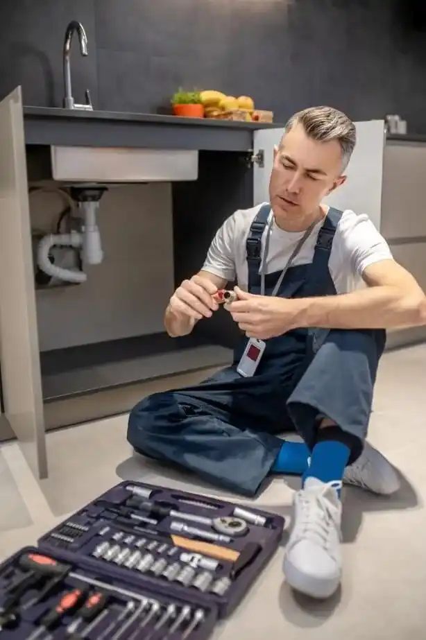 Residential & Commercial ServicesResidential & Commercial Services Residential Services